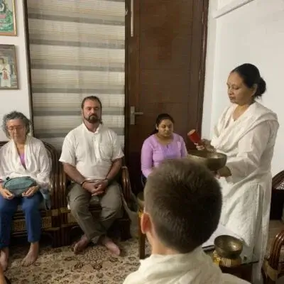 sound-healing-session-gallery Sound healing therapy session with meditation instruments